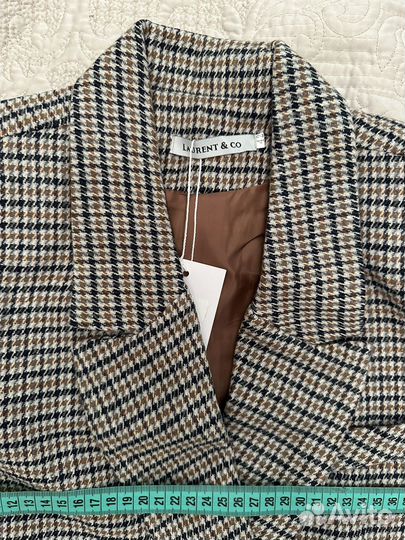 Пиджаки и жакеты женские