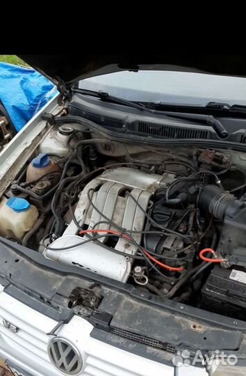 Двигатель AGZ 2 3 v5 volkswagen