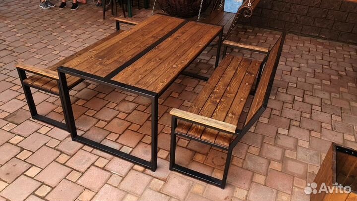 Комплект садовой мебели из дерева