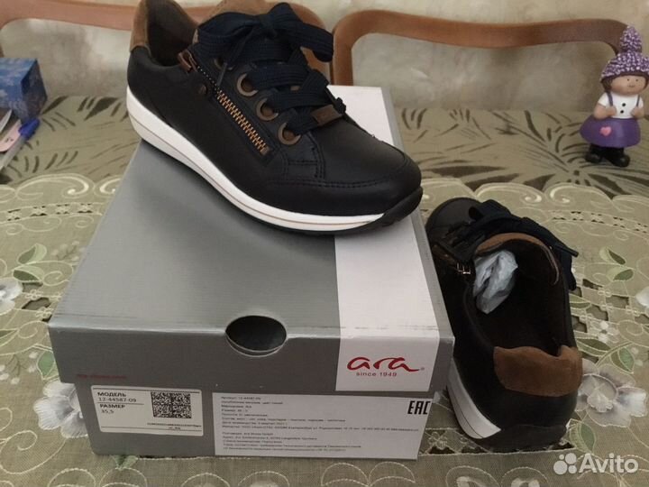 Кроссовки женские, Португалия, 35 - 36