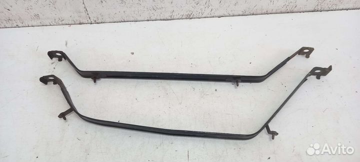 Крепление топливного бака Mazda 6GJ