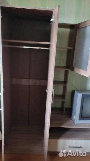 Продаётся стенка