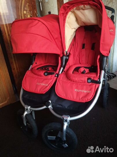 Коляска для двойни bumbleride indie twin