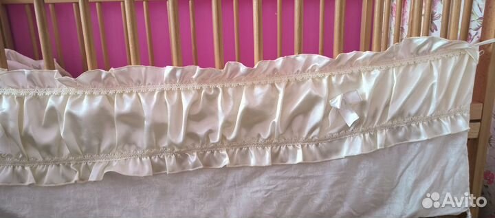 Мягкие бортики на детскую кроватку