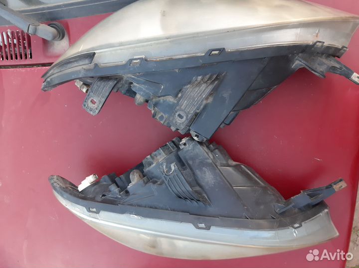 Фара Левая и правая с дефектом