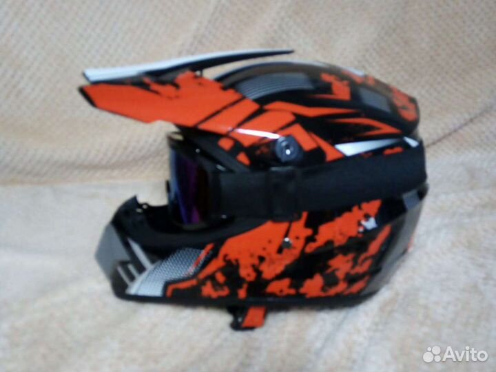Мотошлем. Шлем для мотоцикла. Каска