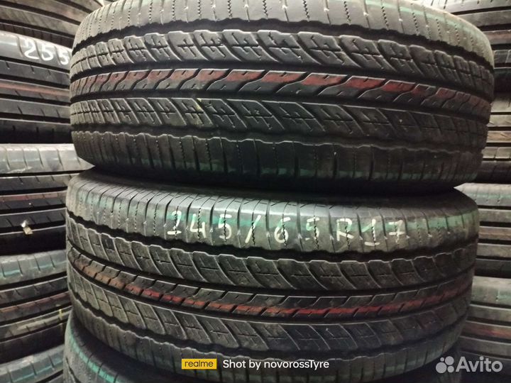 Toyo Open Country U/T 245/65 R17 111H