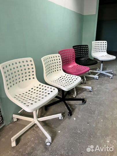 Компьютерный стул IKEA сколберг / споррен