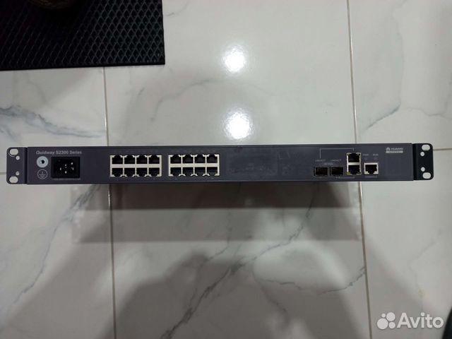 Коммутатор Huawei 2318