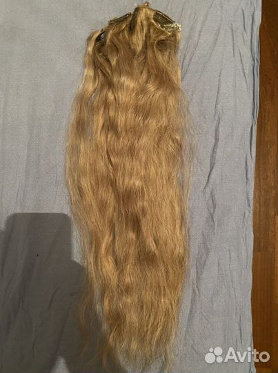 Волосы на заколках