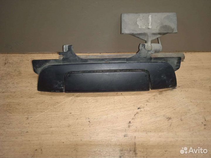 Ручка двери задняя левая bmw 5 E34 бмв 5 E34