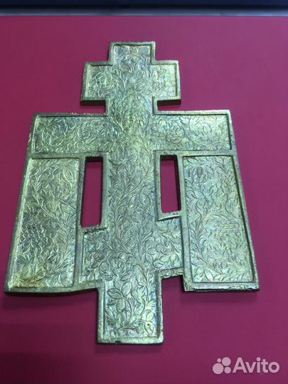 Крест Распятие с эмалью