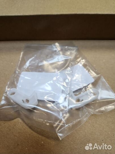 3HL07170 /303HL07161 Крючки крышки автоподат. совм