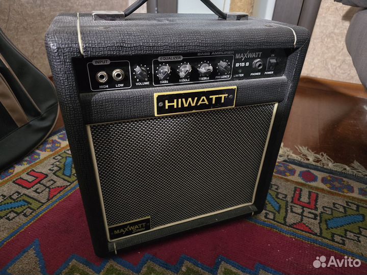 Бас-гитара Vintage V1004DX + усилитель Hiwatt