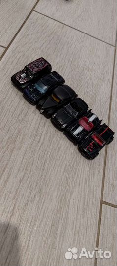 Машинки хотвилс