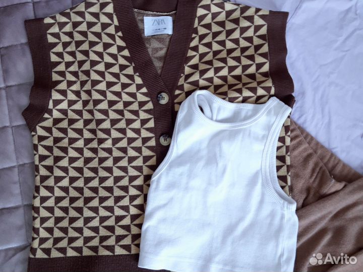 Костюм жилет zara. 152