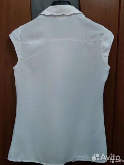 Блузка белая
