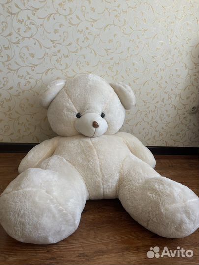 Большие плюшевые медведи