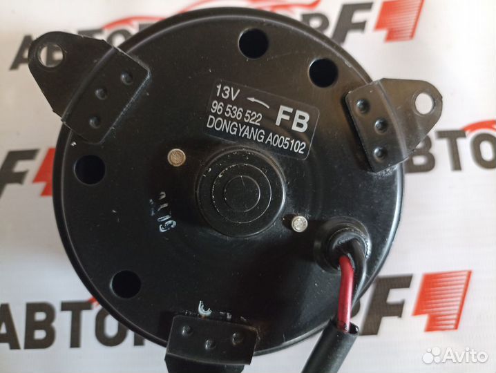 Chevrolet Aveo T200 Моторчик вентилятора