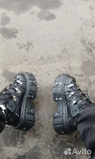 New rock tank 40 size на руках