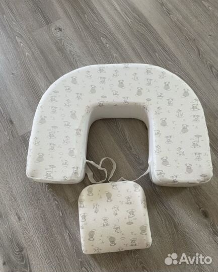 Подушка для кормления двойни