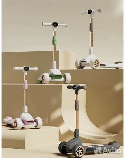 Детские самокаты 3в1 новые с подсветкой