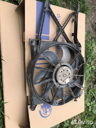 Радиатор охлаждения и вентилятор Opel astra h 1.6