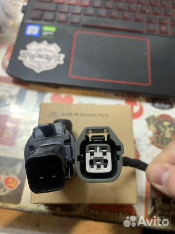 Фишка на моторчик бочка Rio 4 Solaris 2 Elantra