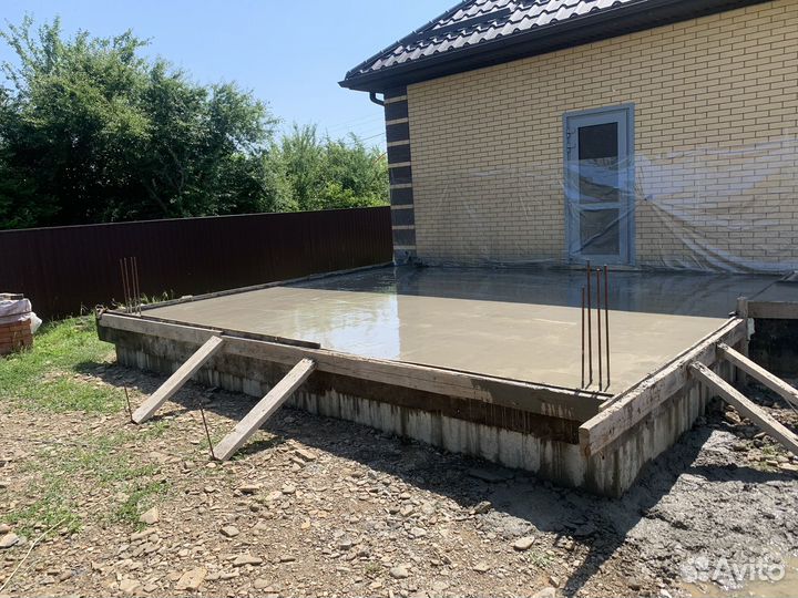 Заливка фундамента бетонные работы