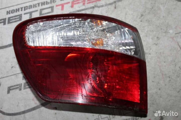 Фонарь toyota ipsum ACM21W ACM26W 4457 2 модель ле