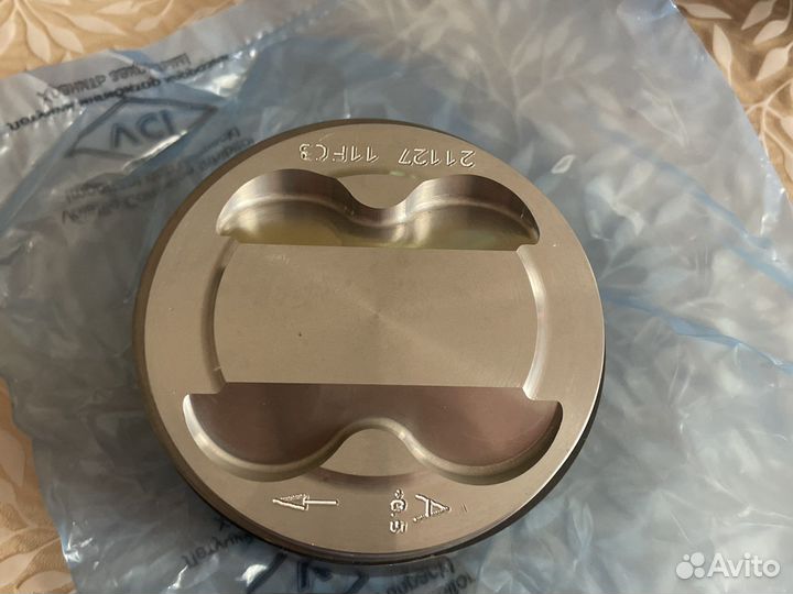 Продаю заводские поршня на Гранту и приору-весту