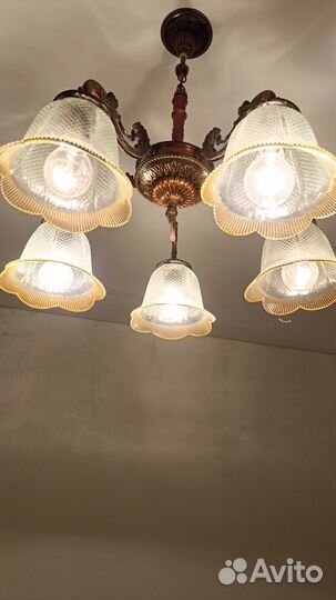 Люстра потолочная бу