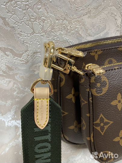 Сумка Louis Vuitton Multi Pochette кожаная