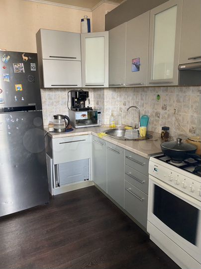 2-к. квартира, 58 м², 12/12 эт.