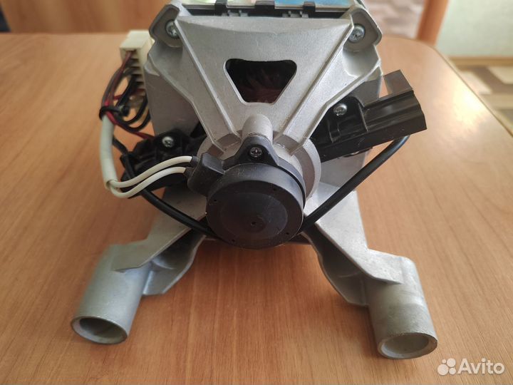 Двигататель стиральной машины Samsung
