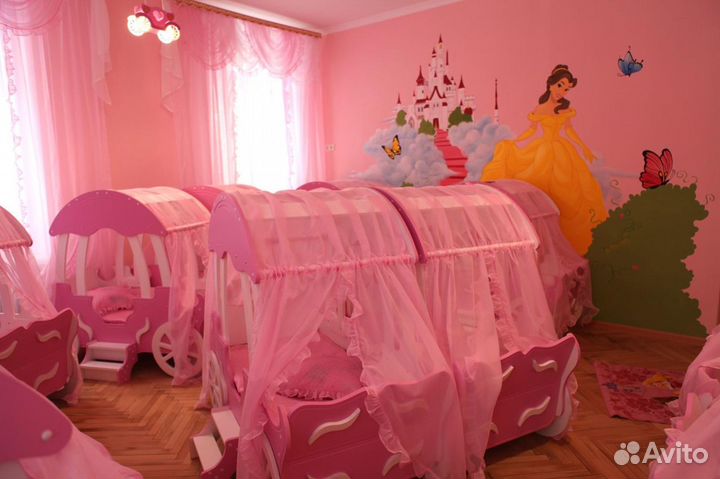 Детская кроватка карета