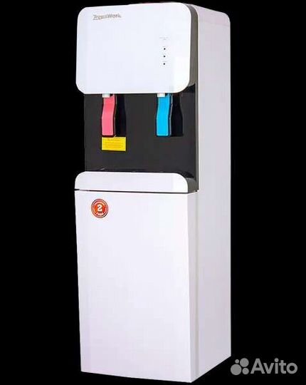 Кулер для воды напольный