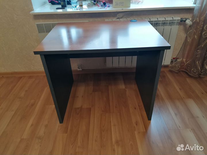 Стол письменный Шатура