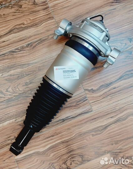 Стойка пневматическая порше cayenne задняя