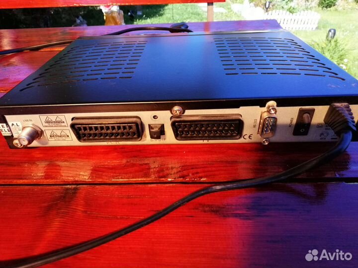 Ресивер триколор, антенна и кронштейн