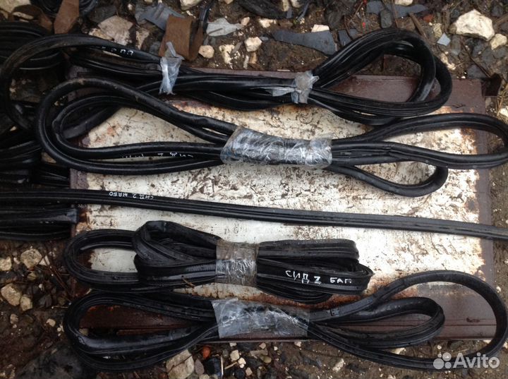 Молдинг уплотнитель Киа Сид Kia Ceed 2