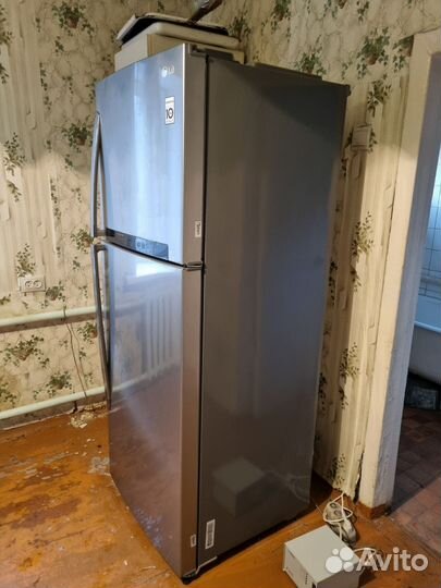 Холодильник LG бу