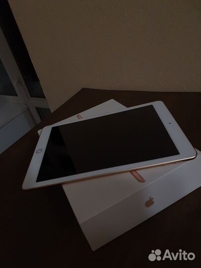iPad 2018 6th generation (нерабочий)
