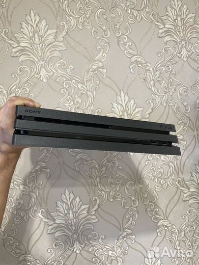 Sony playstation 4 pro 1tb