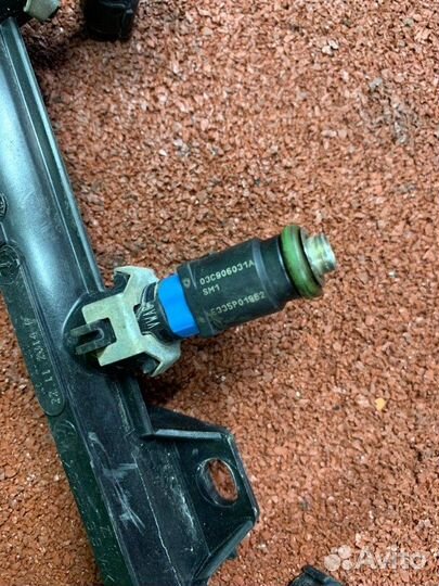 Форсунка топливная Skoda Rapid 1 седан CFN 2016