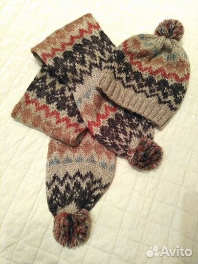 Шапка с шарфом