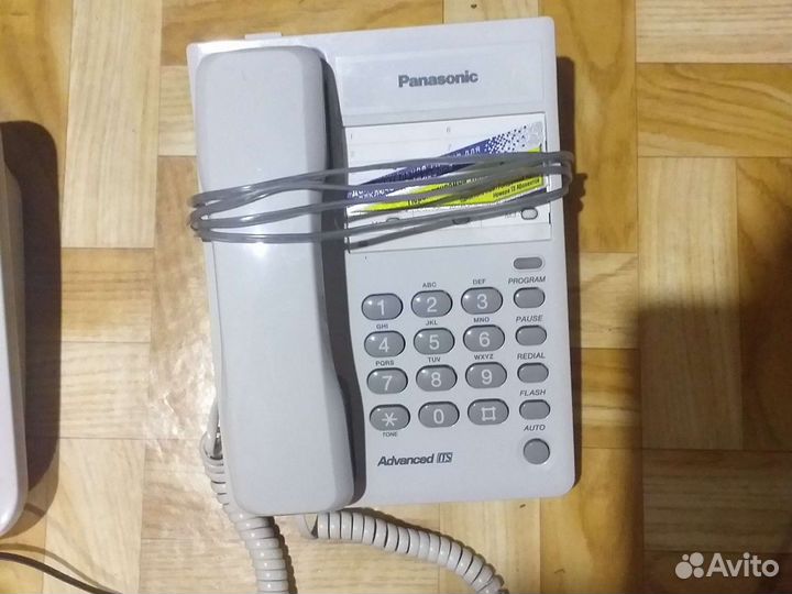 Телефон