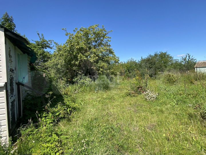 Дача 15 м² на участке 6 сот.