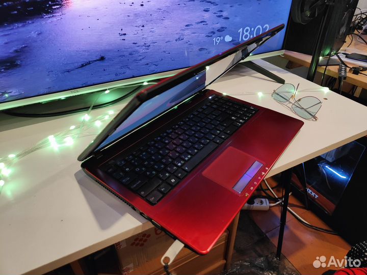 Игровой ноутбук Intel i3/Geforce Nvidia/SSD