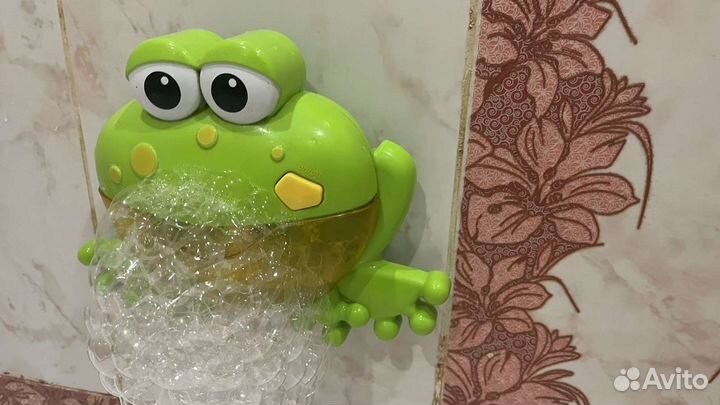 Игрушки для ванной. Лягушка, мыльные пузыри